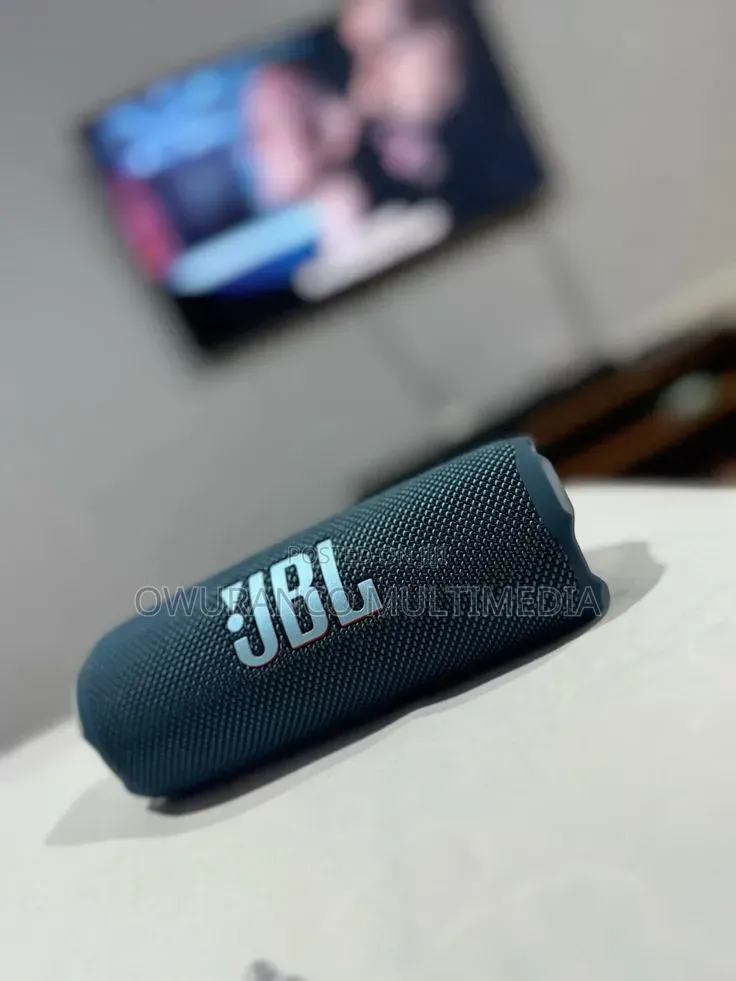 JBL Flip 4 Bluetooth- All-Day Battery, Unstoppable Sound