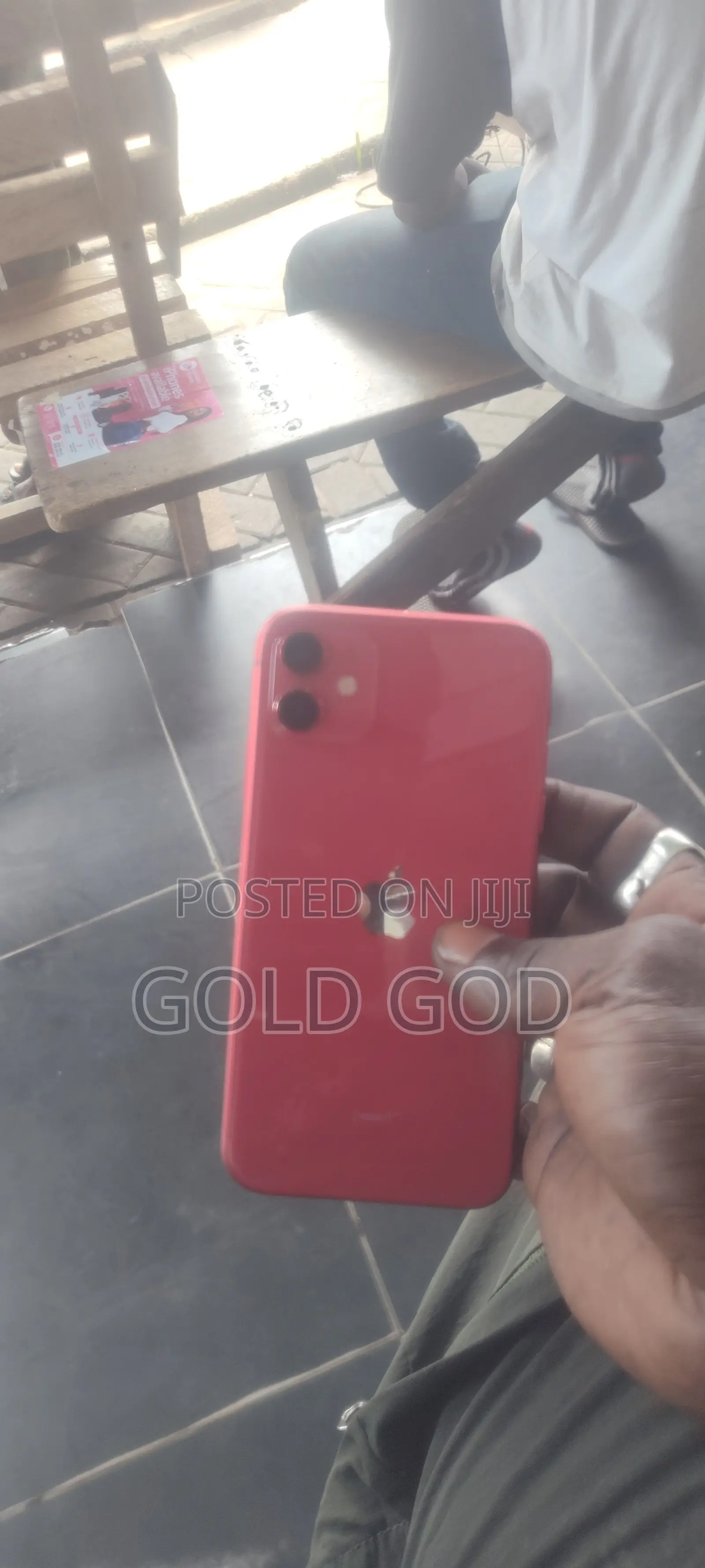 Apple iPhone 11 128 GB Red