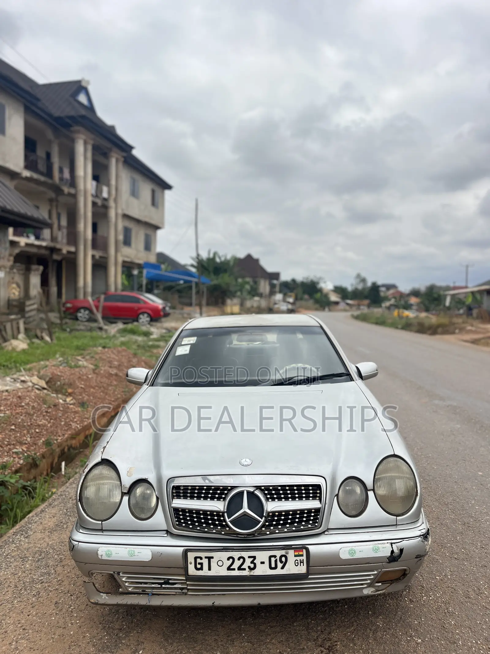 Mercedes-Benz E200 2004 Beige