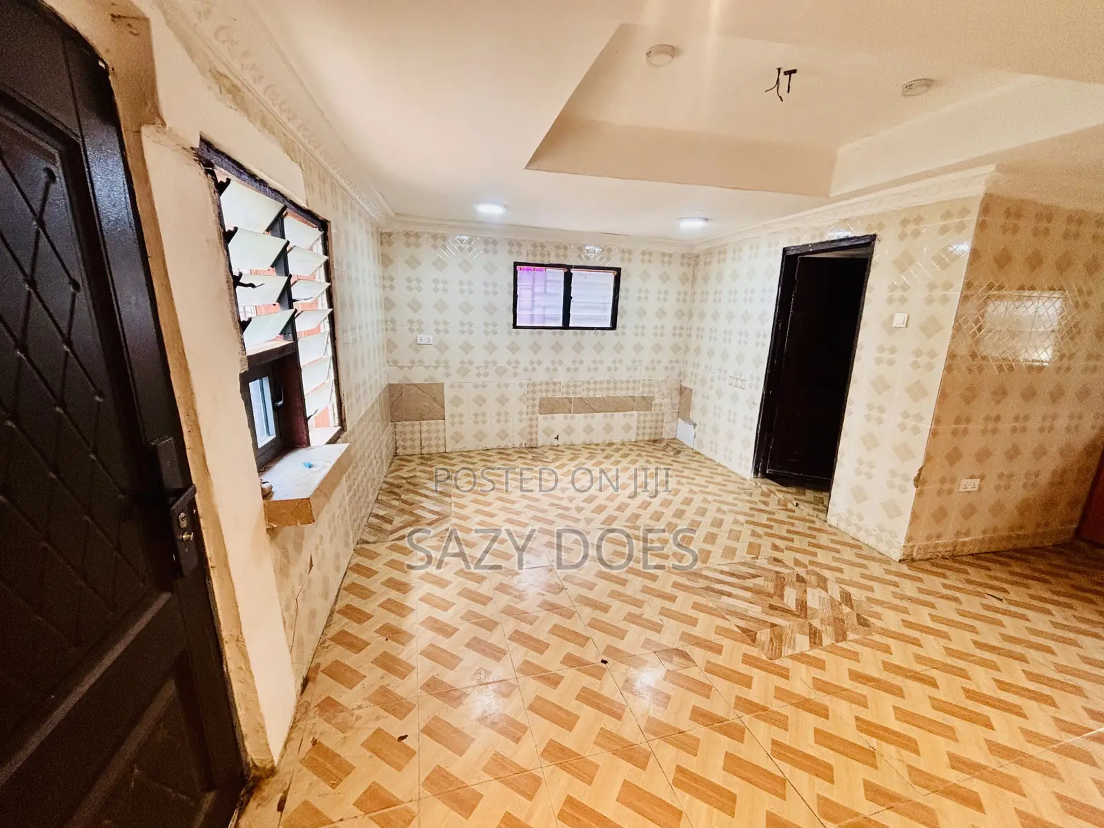 1bdrm Apartment in Madina for rent