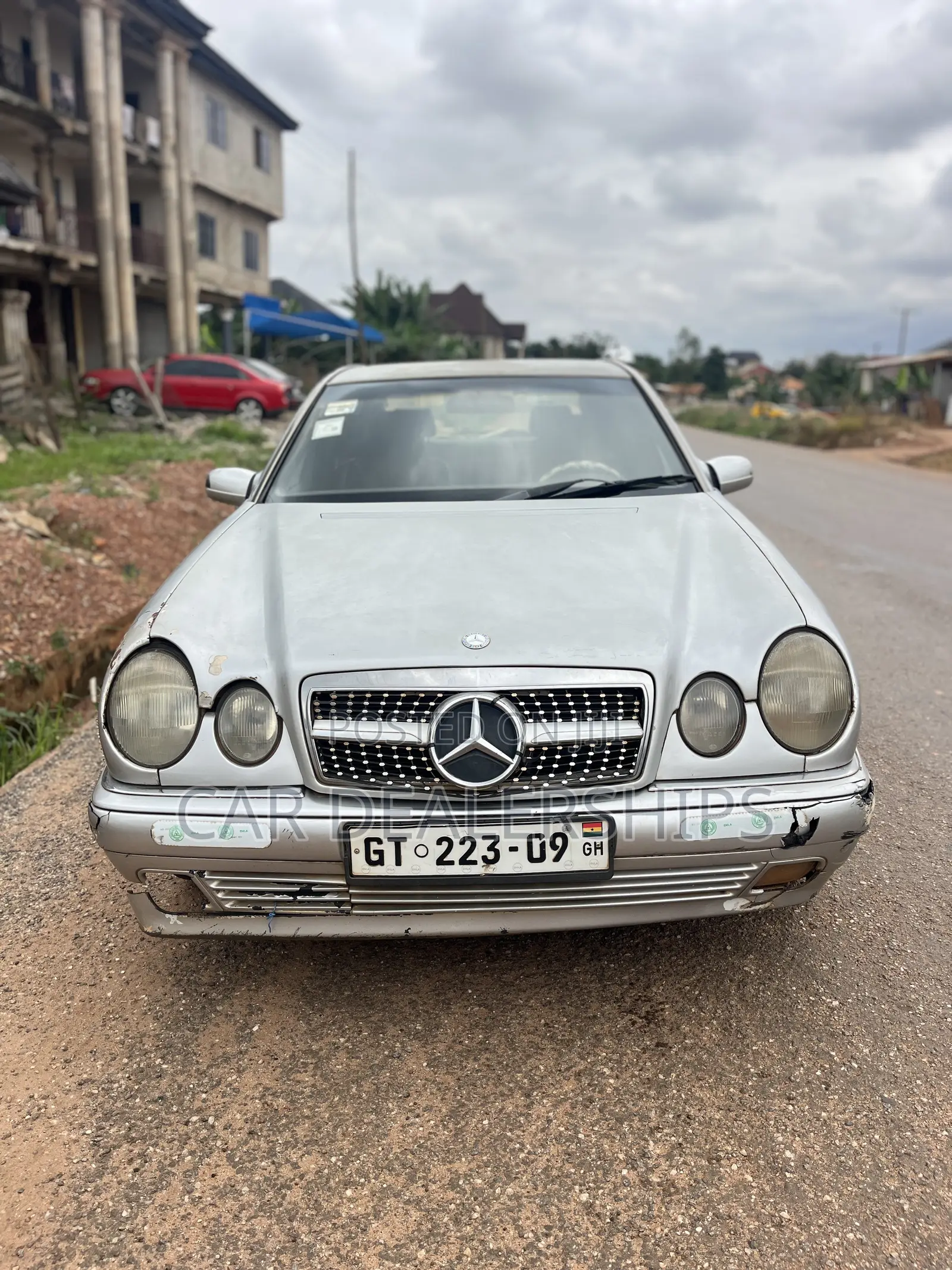 Mercedes-Benz E200 2004 Beige