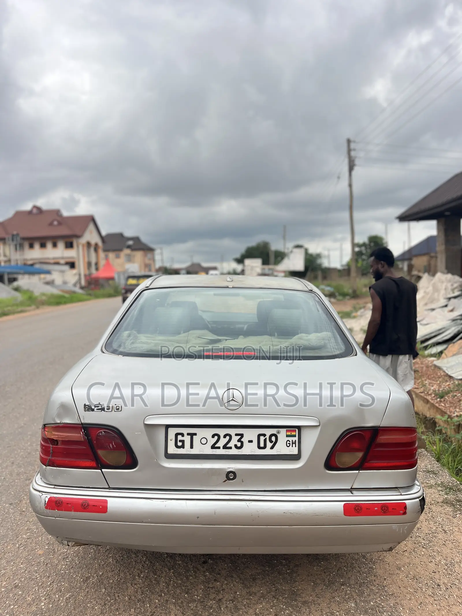 Mercedes-Benz E200 2004 Beige