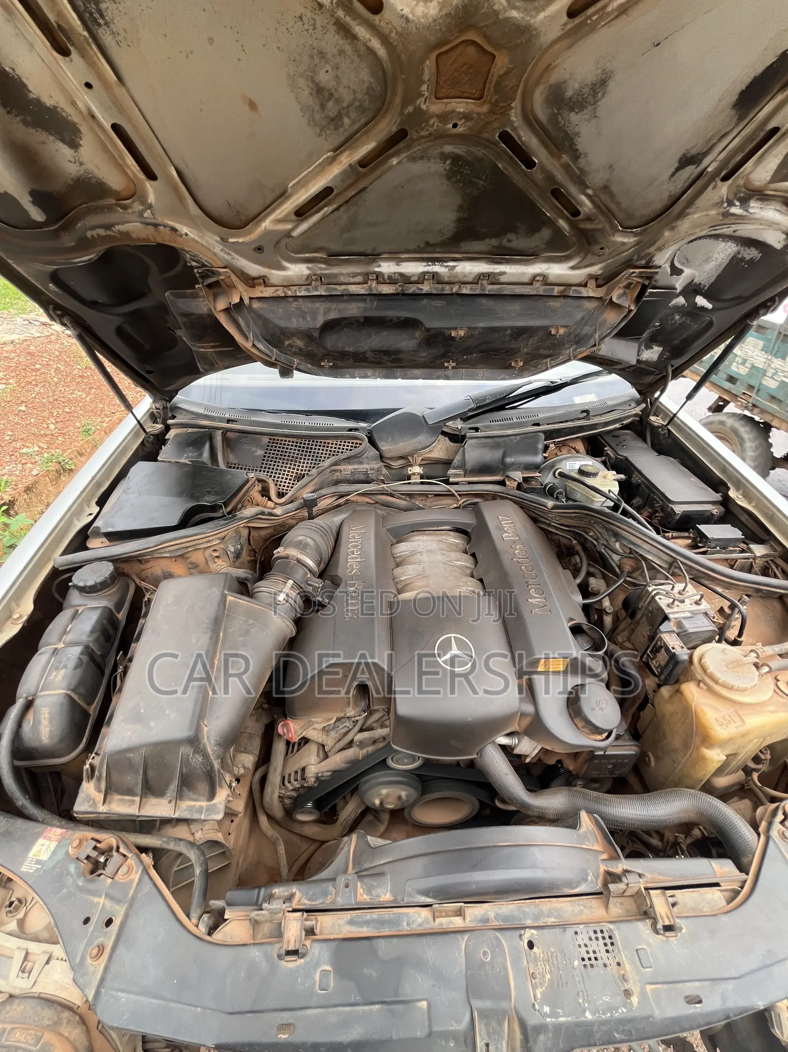 Mercedes-Benz E200 2004 Beige