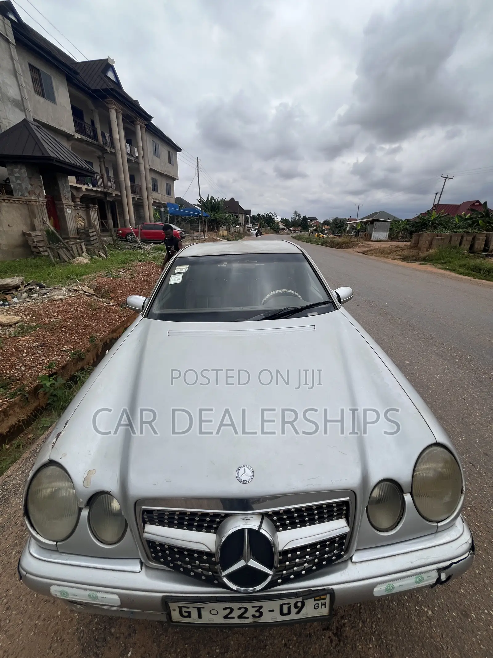 Mercedes-Benz E200 2004 Beige