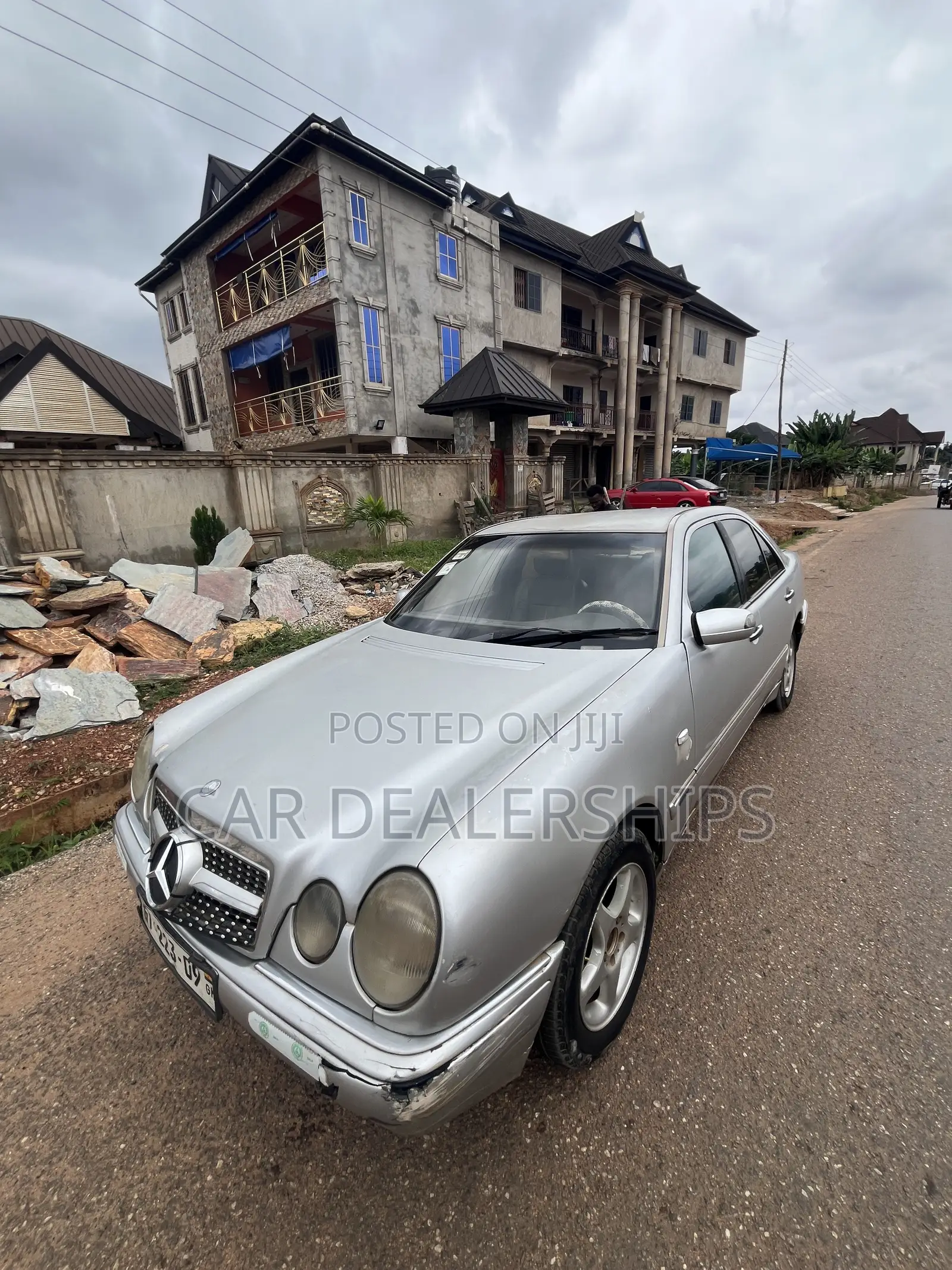 Mercedes-Benz E200 2004 Beige