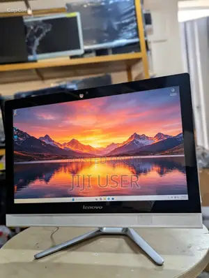 Desktop Computer Lenovo 8GB Intel SSD 128GB