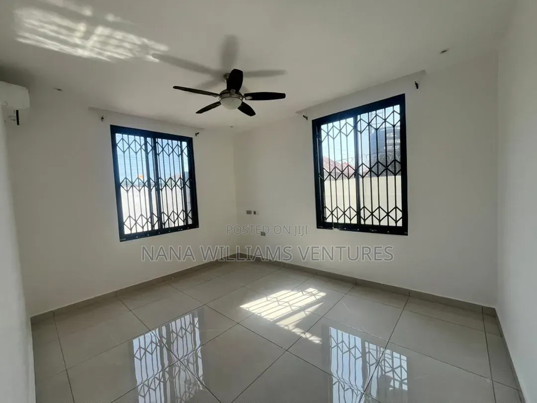 1bdrm Room & Parlour in East Legon Model, American House for rent