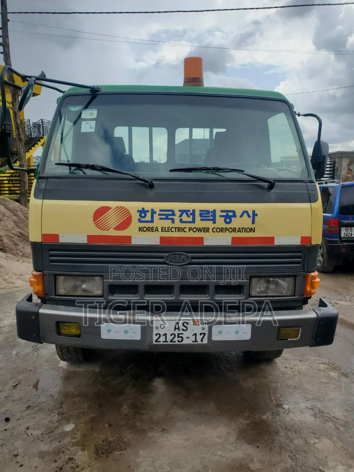 Hino Hino Dutro 2014 Blue