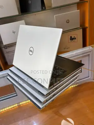 Laptop Dell Vostro 14 5471 8GB Intel Core i5 SSD 256GB