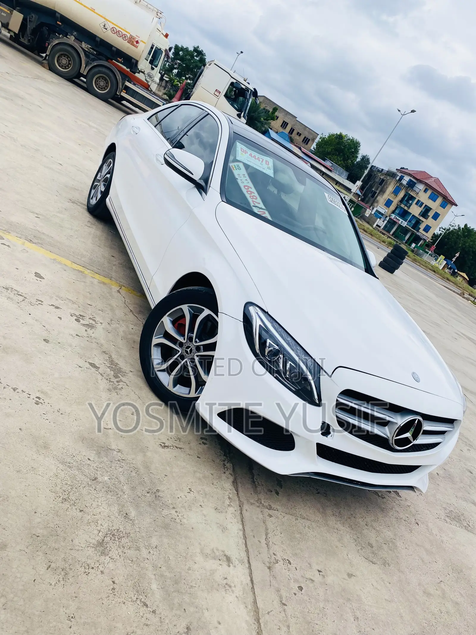 Mercedes-Benz C300 Base 4Matic Sedan AWD (2.0L 4cyl 7A) 2017 White