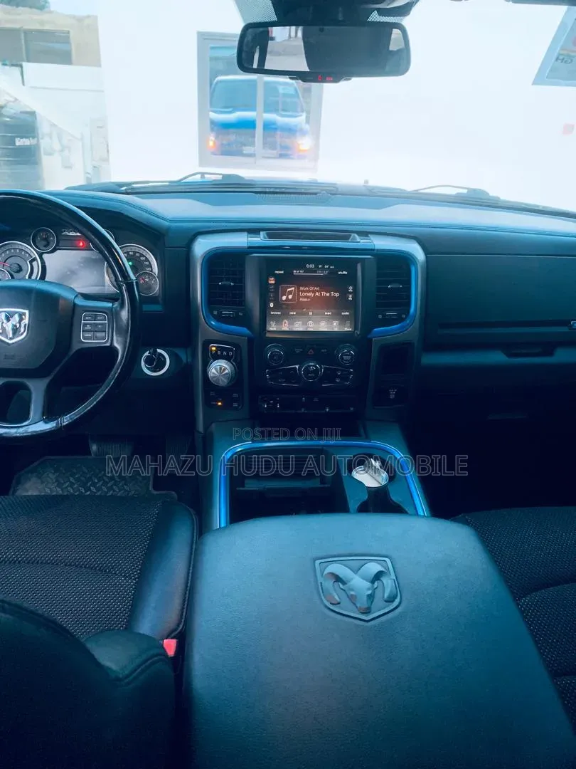 Dodge RAM 1500 5.7 Petrol AWD 2018 Blue