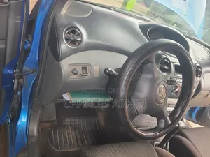 Toyota Echo 2004 Blue