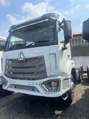 Howo Lowbed 2025 Model
