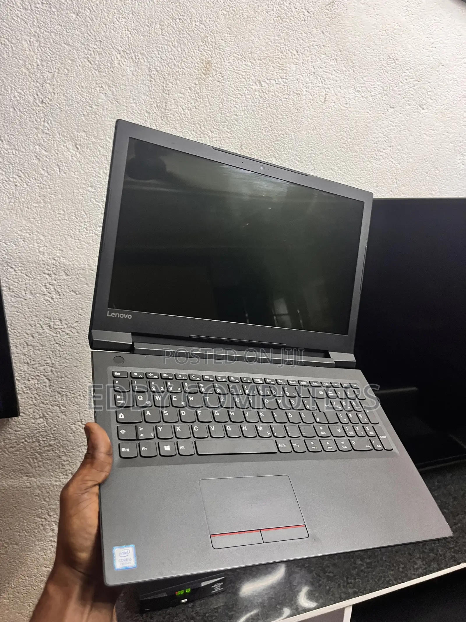 Laptop Lenovo V110 8GB Intel Core i5 SSD 128GB