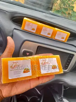 Turmeric Vitamin C Glow Soap