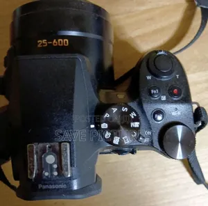 PPanasonic Lumix Fz1000