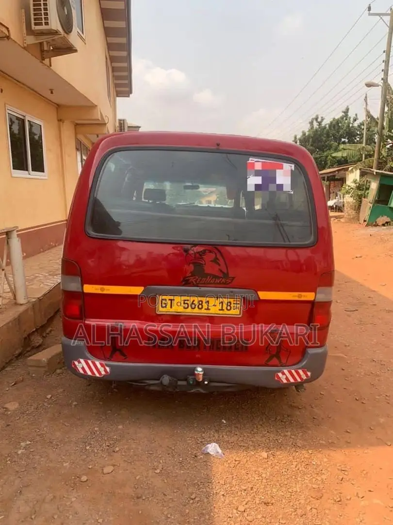 Toyota HiAce 1998 Red