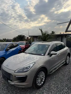 Zotye SR9 2017 Red