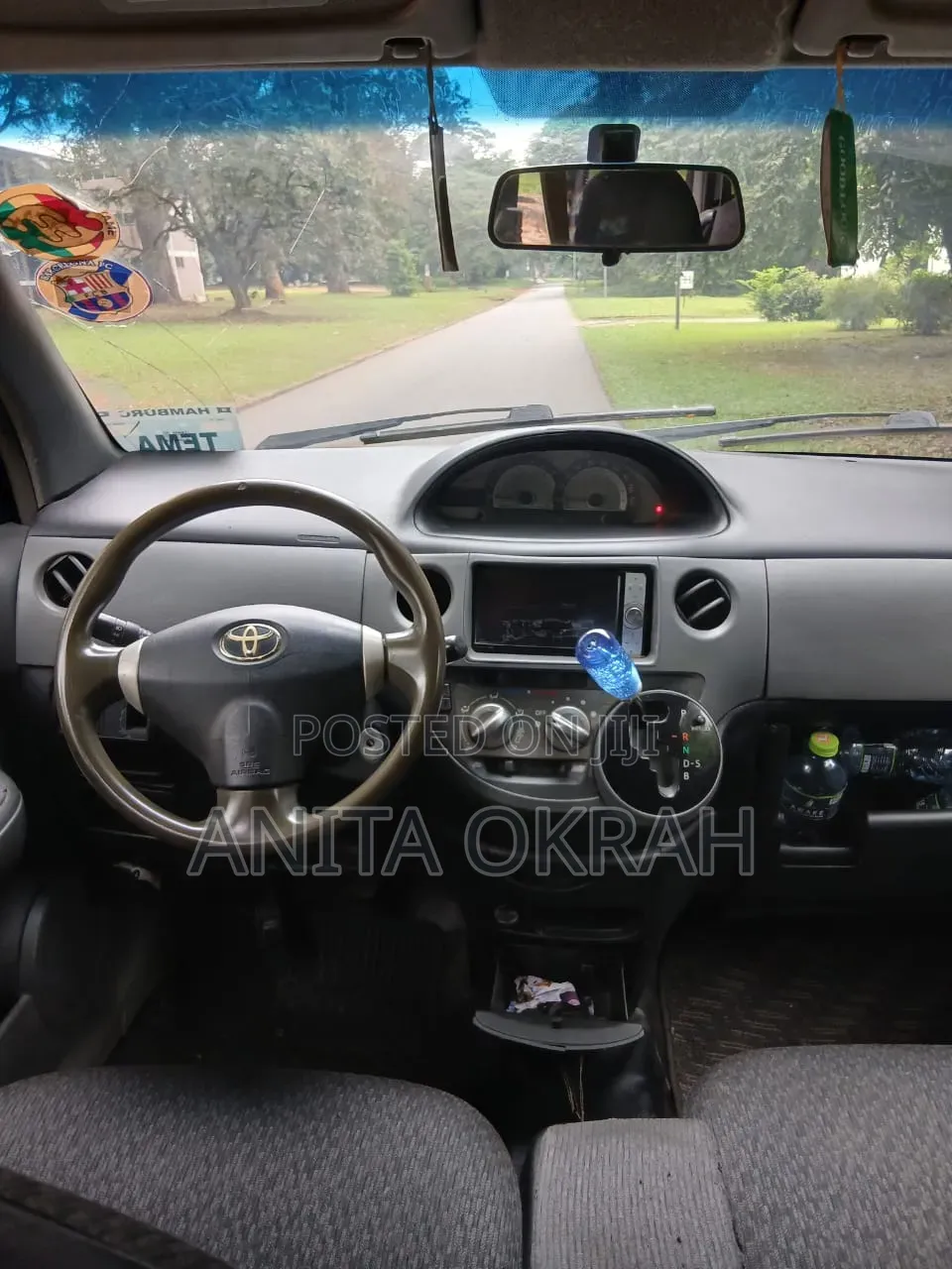Toyota Sienta 2009 Burgundy