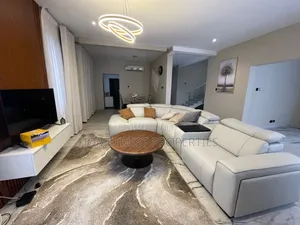 Furnished 4bdrm Duplex in Labone, Coffee Shop Area for rent