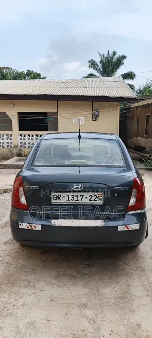 Hyundai Accent GLS Automatic 2010 Gray