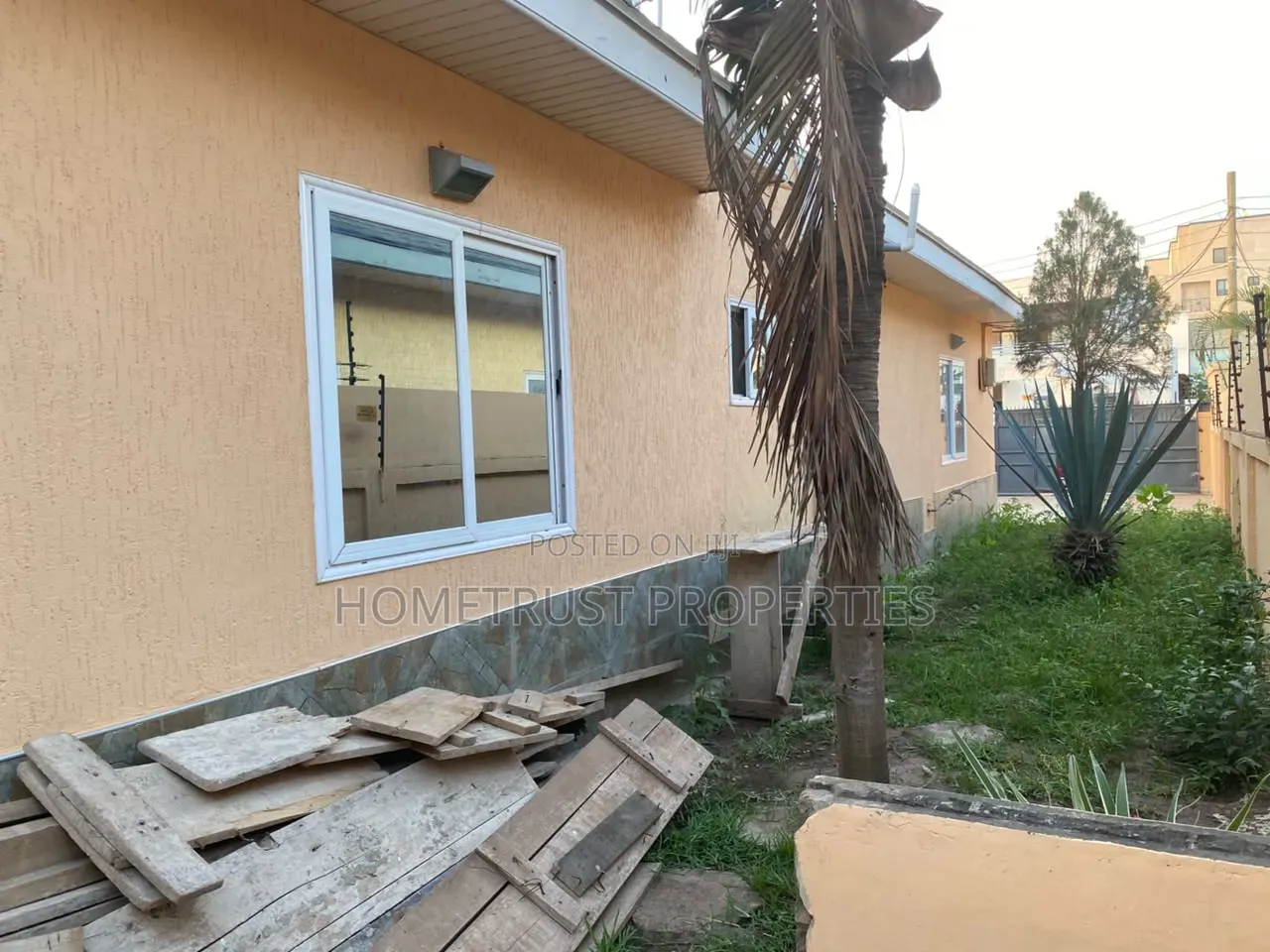 3bdrm House in East Legon, Otano for rent