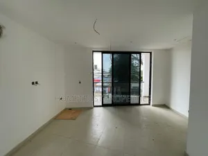 4bdrm Duplex in Labone, Celsbridge Area for rent