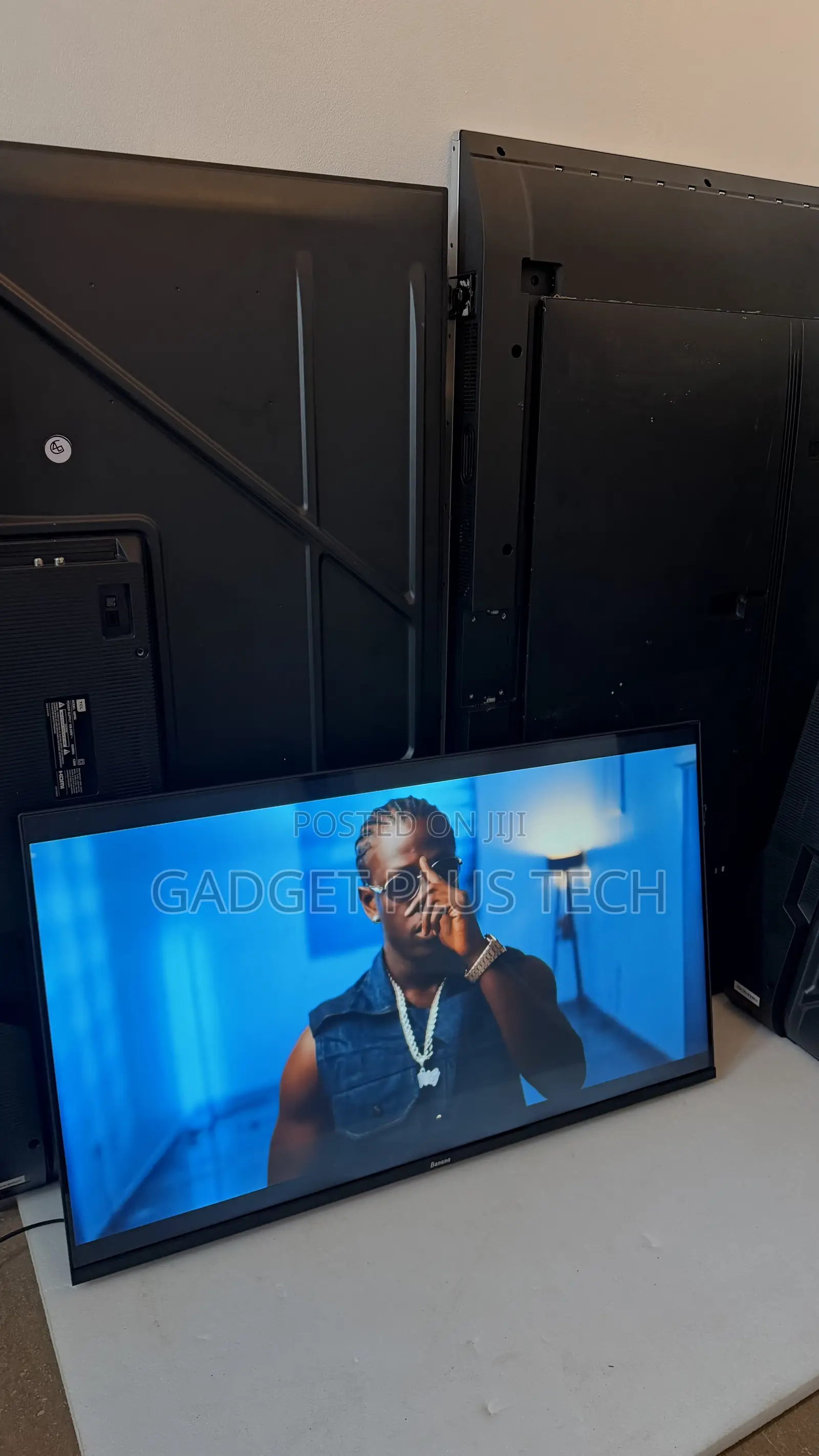 43” Banana FHD Smart TV