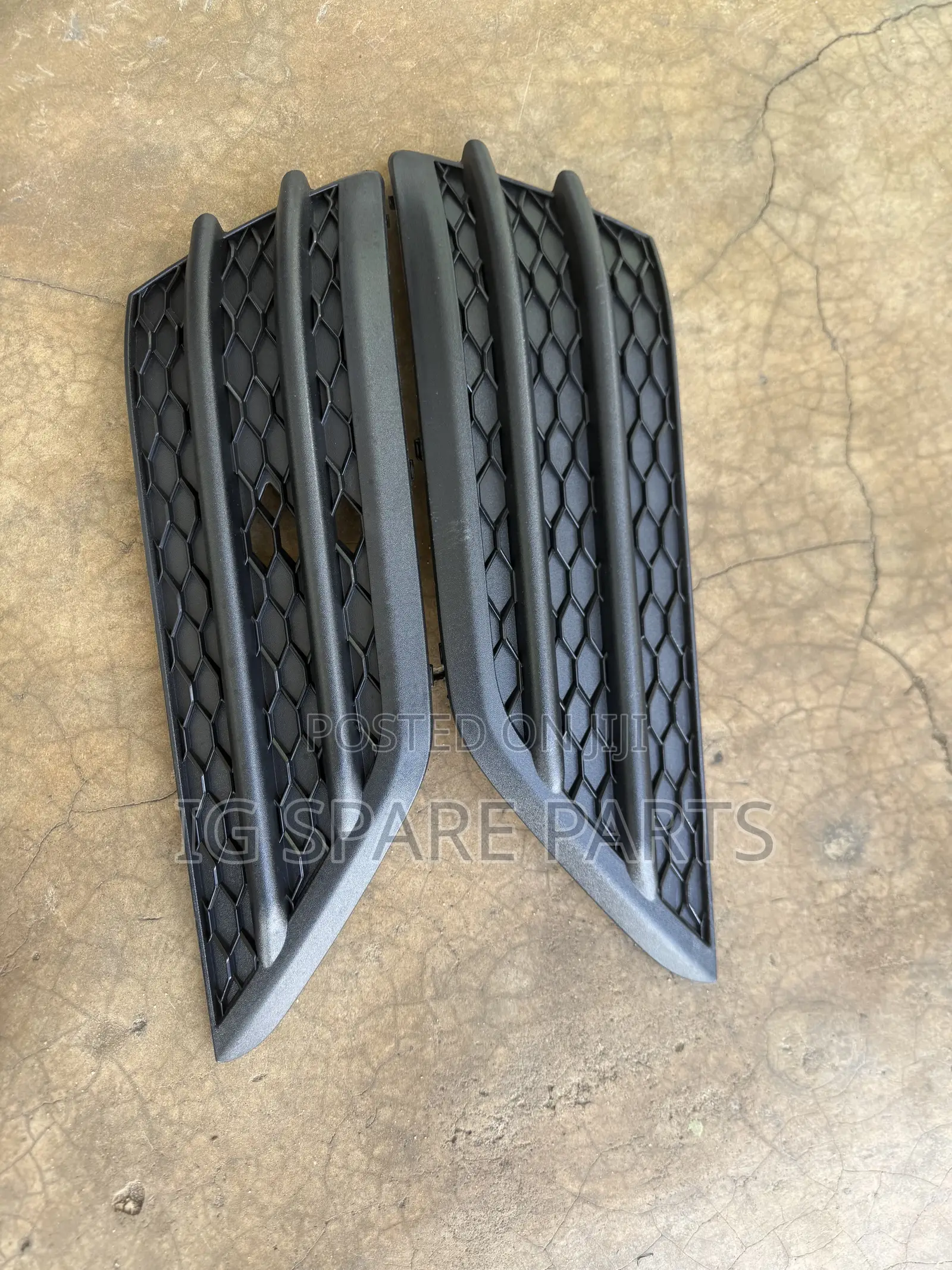 Honda Pilot 2016-2018 Fog Lamp Cover