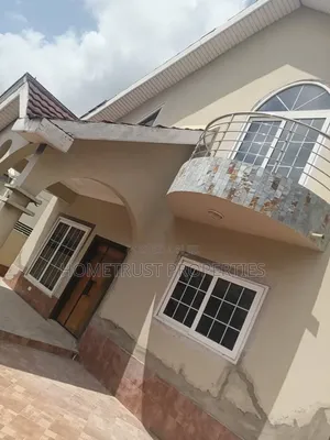Furnished 3bdrm Duplex in Madina Estate for rent