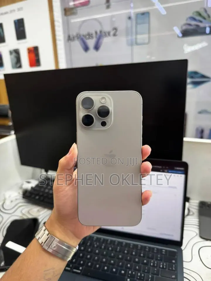 Apple iPhone 15 Pro Max 256 GB Silver
