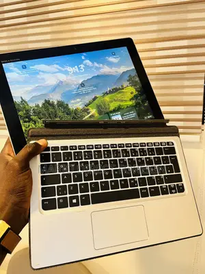 Laptop HP EliteBook 1030 G1 8GB Intel Core i5 SSD 256GB