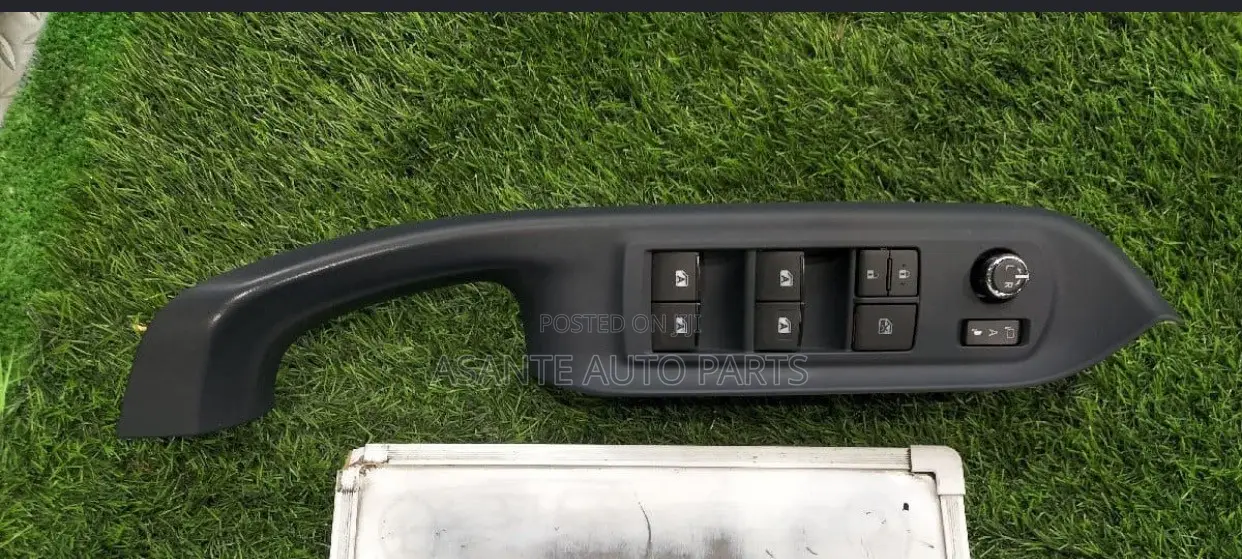 Toyota Voxy 2018 Power Window Switch