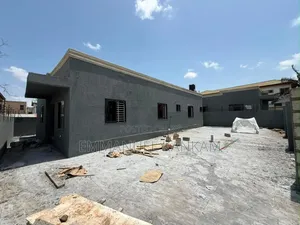 3bdrm House in GREDA Estate for sale