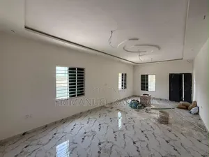 3bdrm House in GREDA Estate for sale