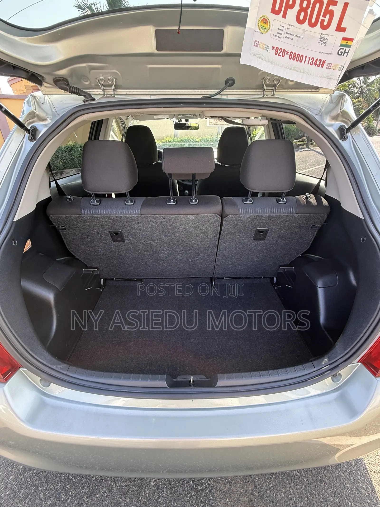 Toyota Vitz 1.3 FWD 3dr 2014 Green