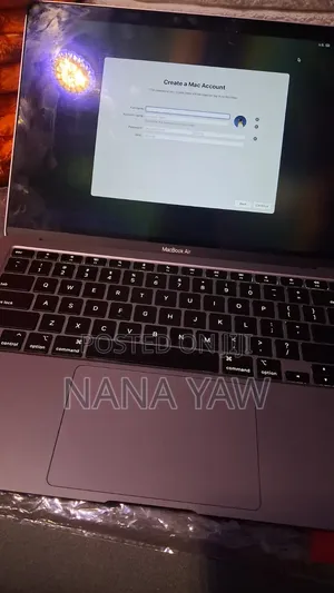 Laptop Apple MacBook Air 2020 8GB Apple M1 SSD 256GB