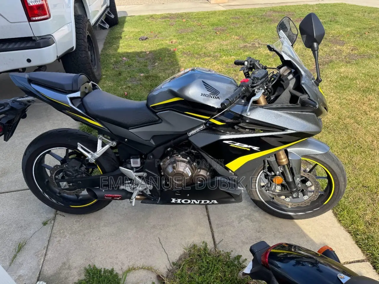 Honda CBR 2023 Gray