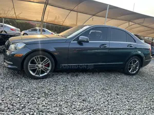 Mercedes-Benz C250 2013 Green