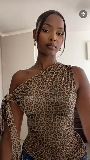 Nova Tops(one Hand Tie)