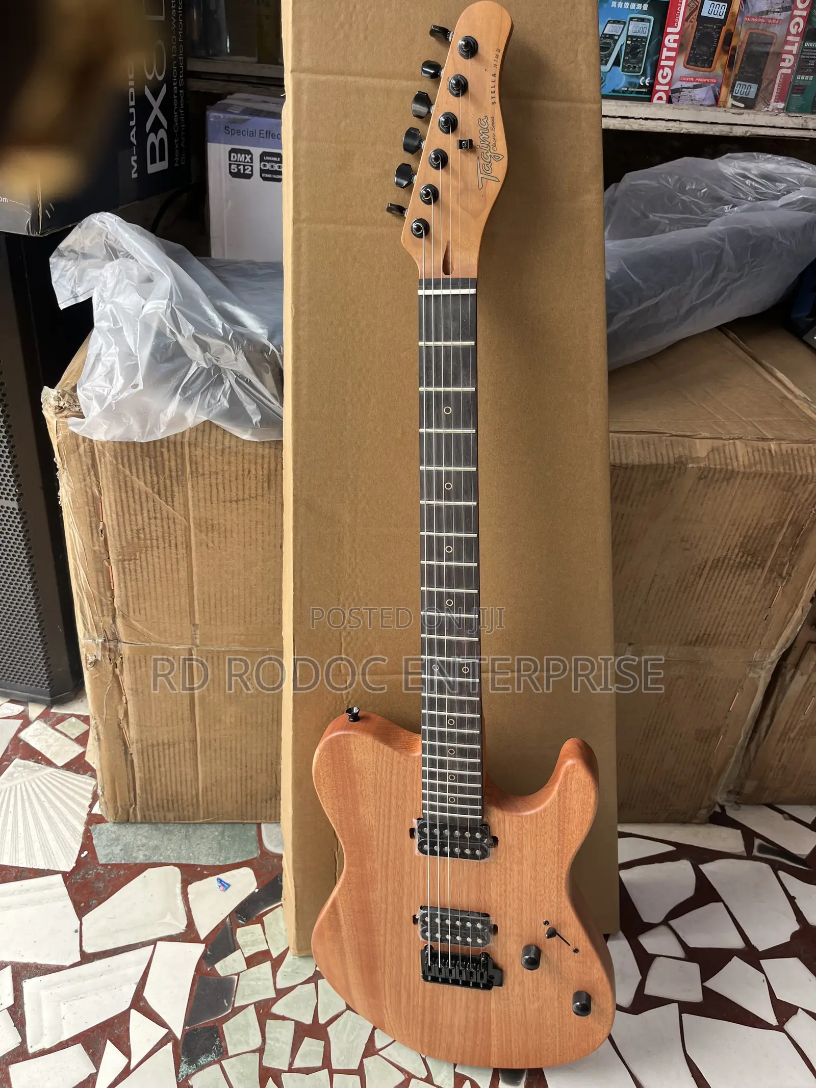 Tagima Electric Lead Guitar