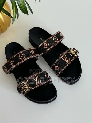 Original Louis Vuitton Ladies Slippers in Colours