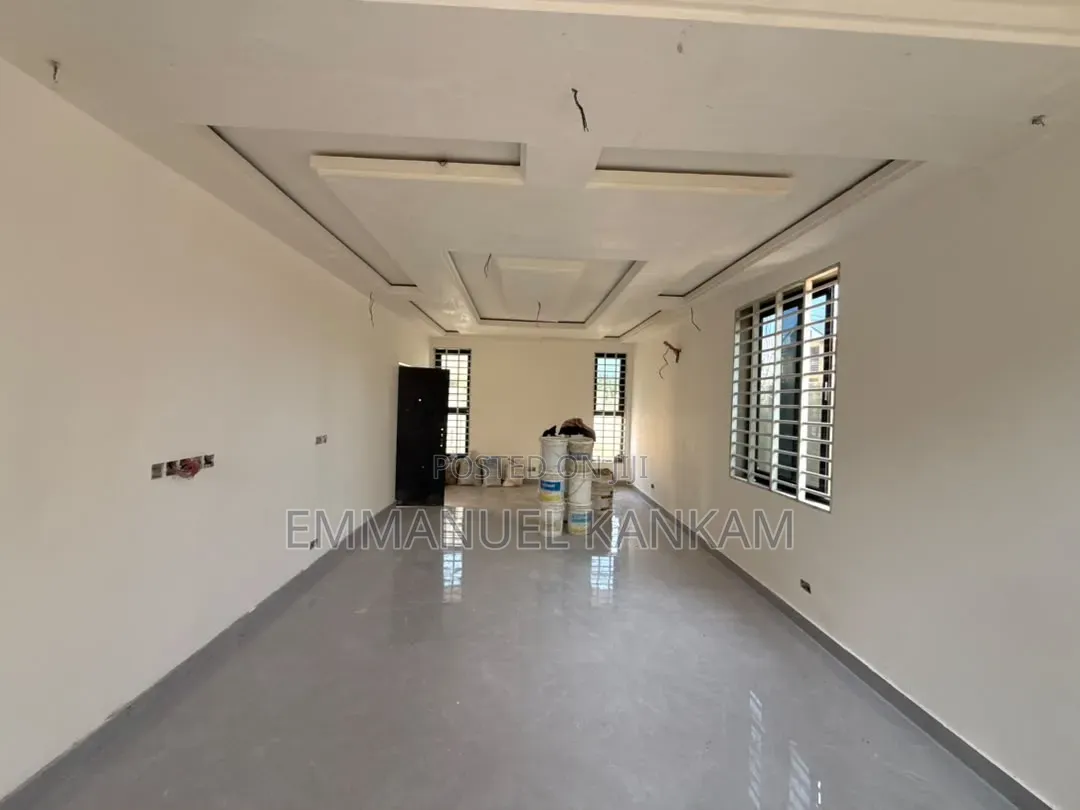3bdrm House in Baatsona Total for sale