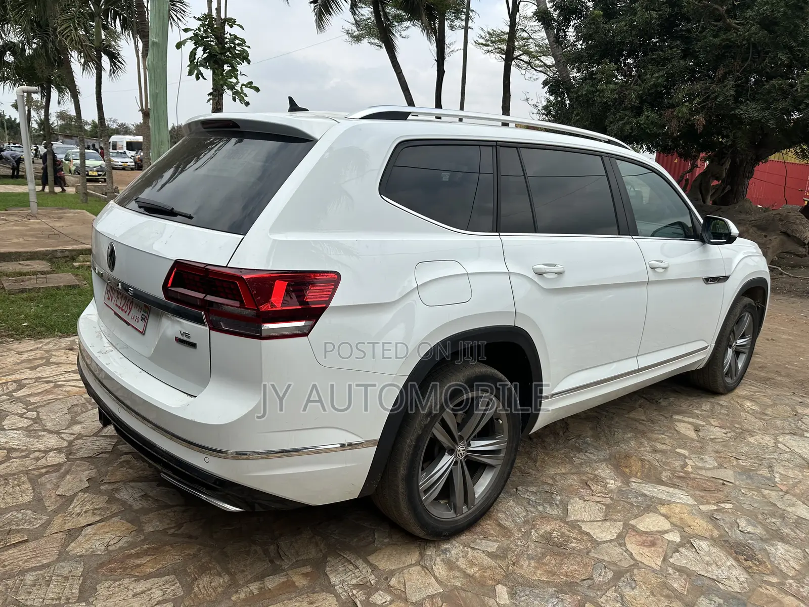 Volkswagen Atlas SEL Premium 4Motion 2019 White
