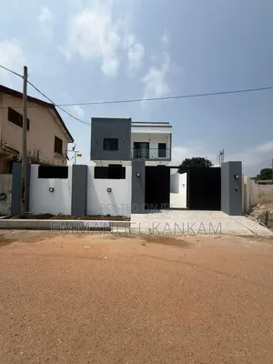 4bdrm House in Baatsona Total for sale