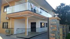 6bdrm House in Asylum Down, Trust Towers Area for rent