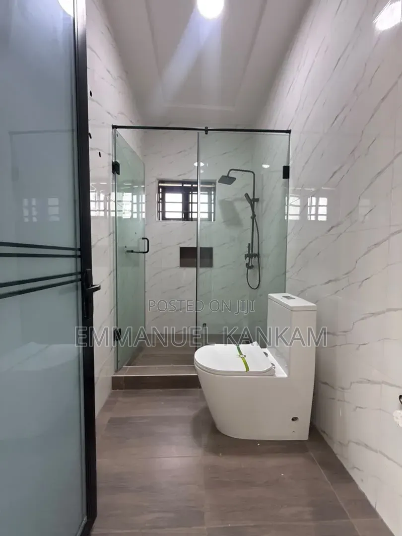 4bdrm House in Baatsona Total for sale