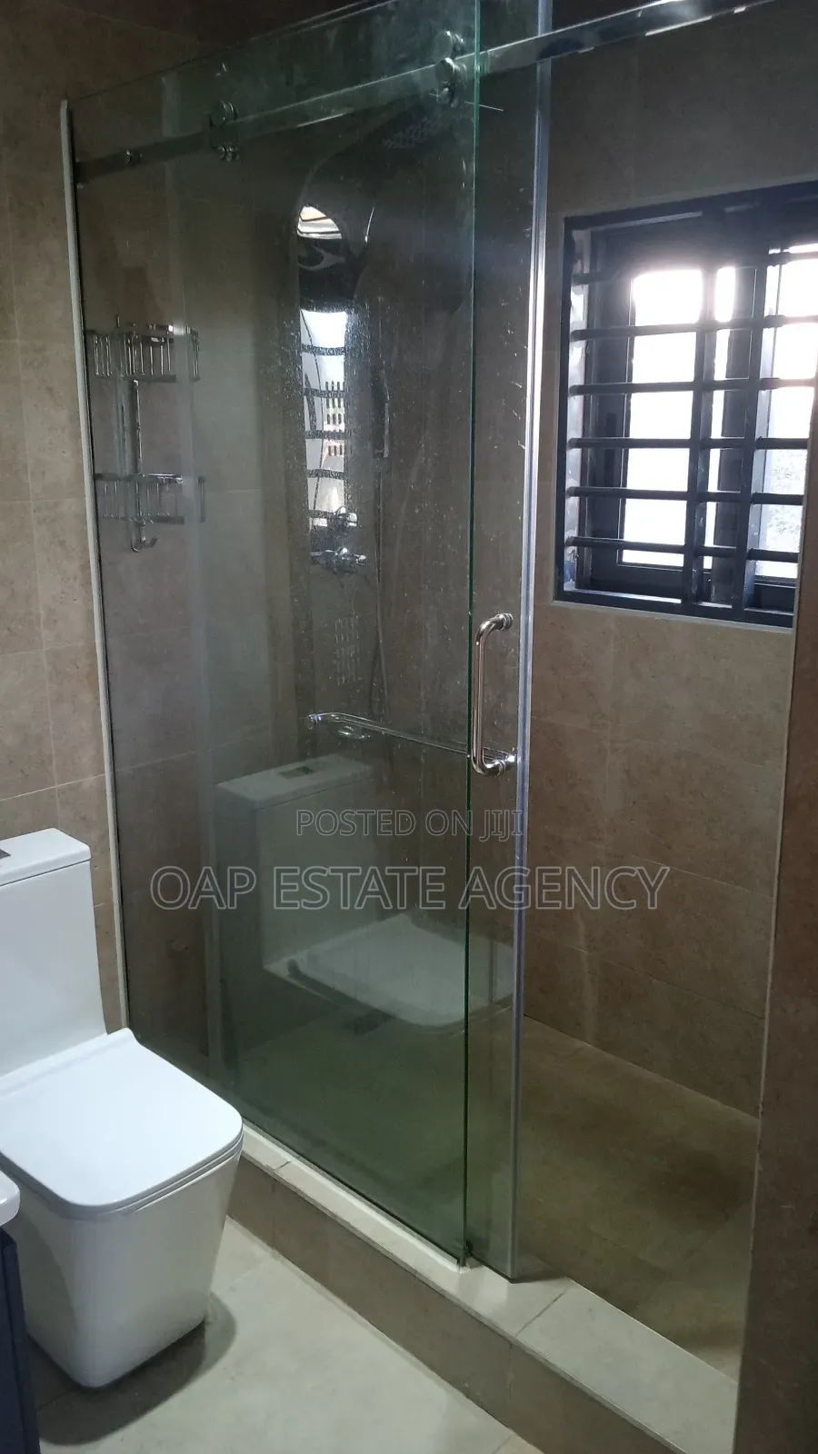 6bdrm House in Asylum Down, Trust Towers Area for rent