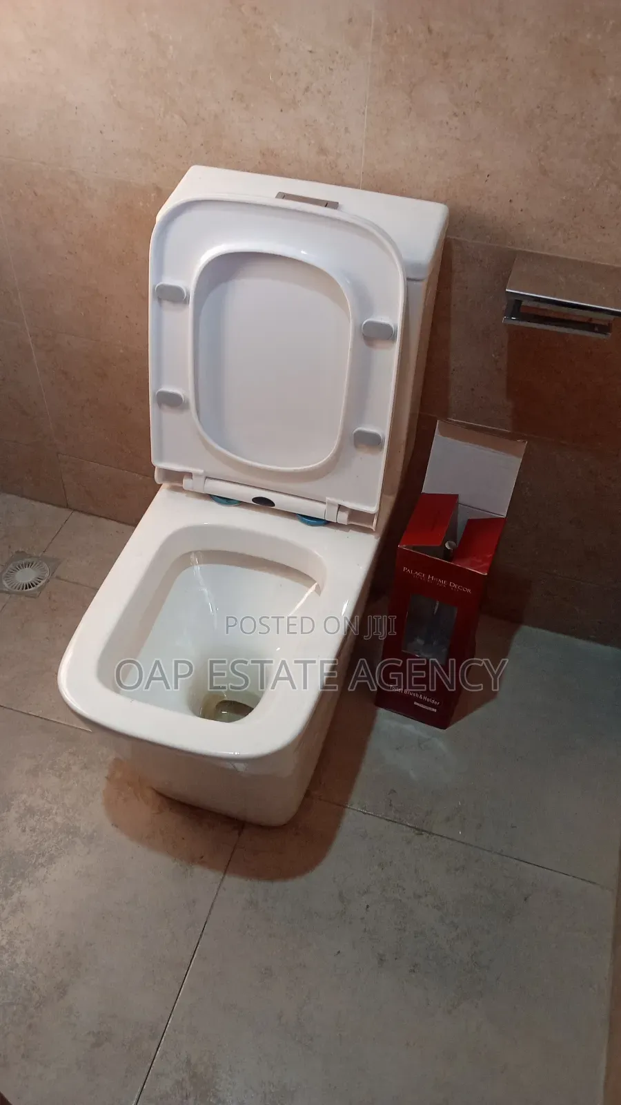 6bdrm House in Asylum Down, Trust Towers Area for rent
