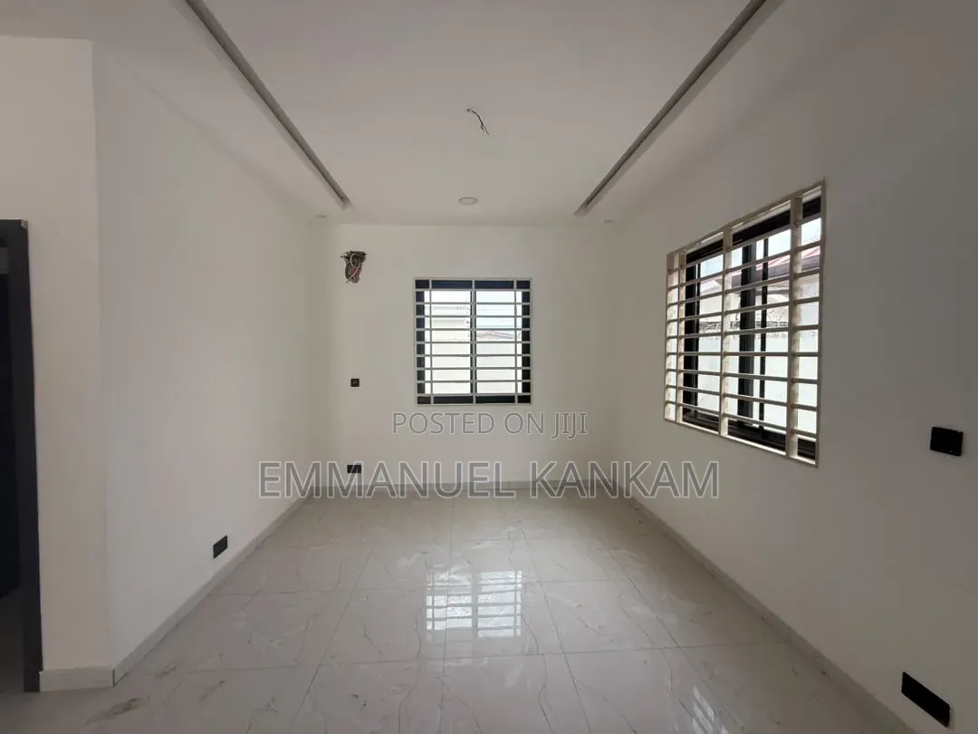 3bdrm House in Baatsona Total for sale